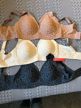 Popilush Leopard Print Wireless Bras Bundle 3pc Seamless Support S NWT